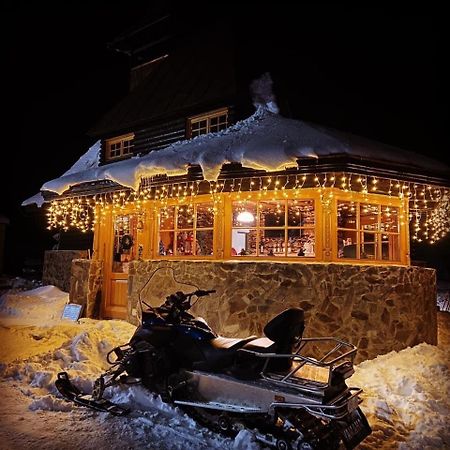 The Post Stana De Vale Villa Екстериор снимка